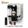 Delonghi lattissima premium nespresso aparat na kapsule sa pripremljenim napitkom cappuccino i kapsulama ispred